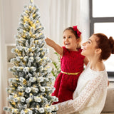 8 英尺预亮铰链雪绒圣诞树，带遥控 8 Feet Pre-Lit Hinged Snow Flocked Christmas Tree with Remote Control