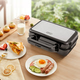 三合一1200瓦三明治机带可拆卸不粘板-黑色 3-in-1 1200W Sandwich Maker with Removable Non-Stick Plates-Black