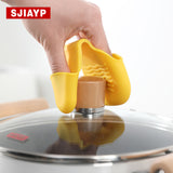 硅胶隔热盘夹【4色混發】微波炉防烫夹 厨房隔热夹 硅胶防烫手指套 防护垫 多功能隔热手指套 防烫防热手 厨房隔热盘夹