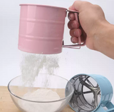 杯式面粉筛塑料半自动粉筛不锈钢网过滤器糖粉撒粉器家用烘焙工具 藍色
